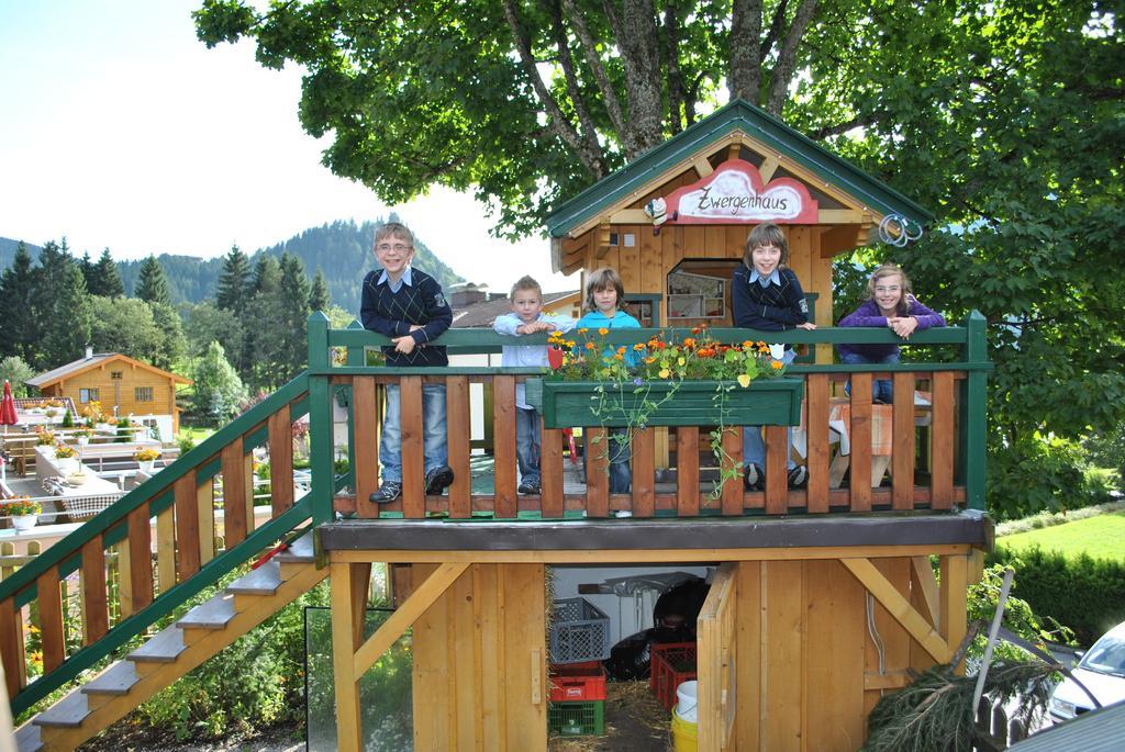 Familiengaestehaus Ingrid Sankt Martin am Tennengebirge Exterior photo